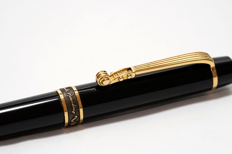 Montblanc-Yehudi-Menuhin-Donation-Limited-Edition-3.jpg