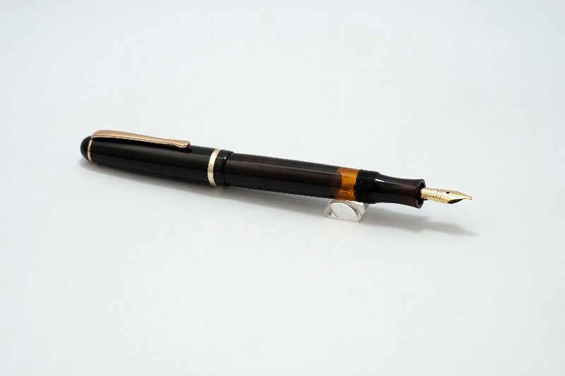 Montblanc_#342G_Vintage_Black_Pison_Filler_6.jpg