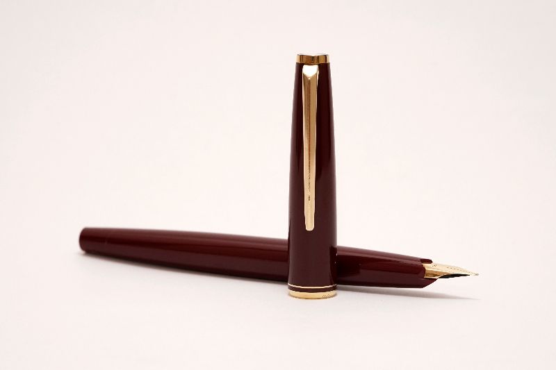 Montblanc_221_Bordeaux_14K_EF_3.jpg