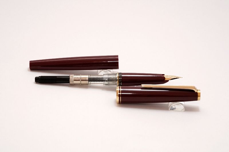 Montblanc_221_Bordeaux_14K_EF_6.jpg