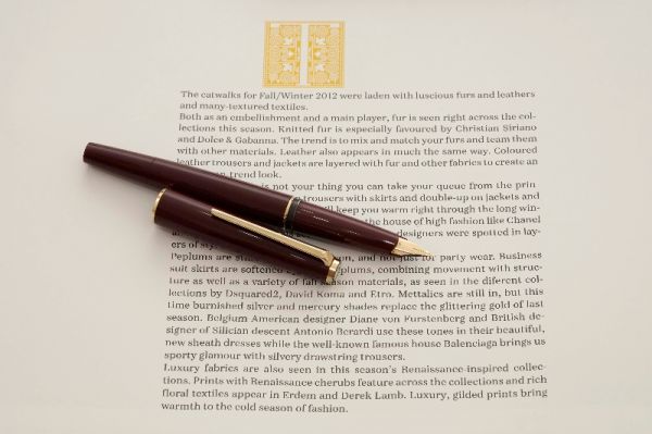 Montblanc_221_Burgundy_Piston_Filler_1.jpg