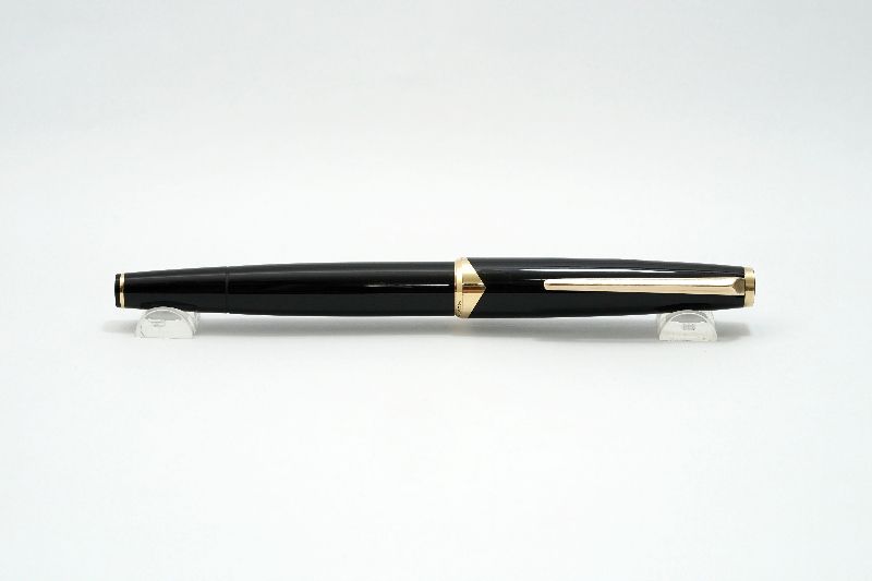 Montblanc_Masterpiece_121_Piston_Filler_6.jpg
