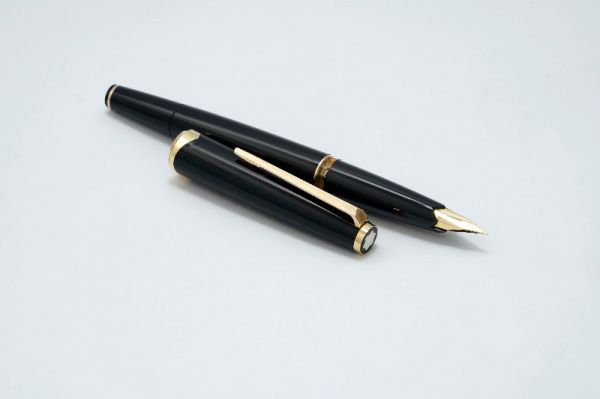 Montblanc_Masterpiece_121_Piston_Filler_7.jpg