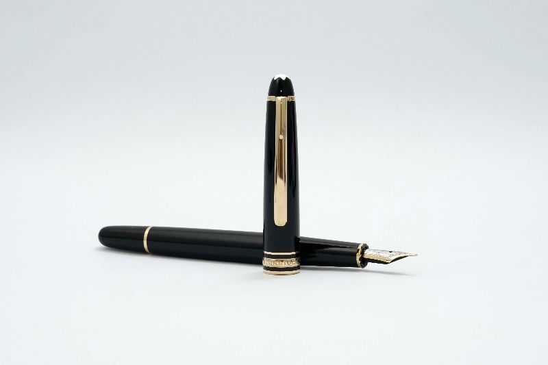 Montblanc_Meisterstuck_144_Classic_Black_Resin_2.jpg