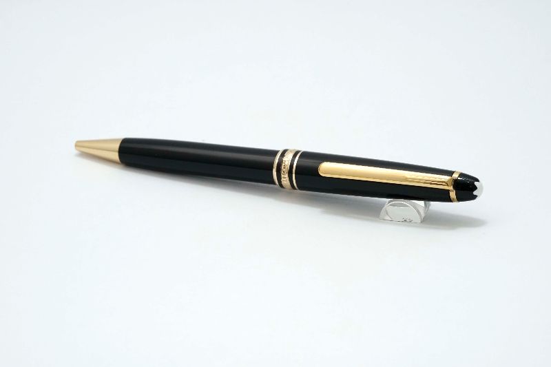 Montblanc_Meisterstuck_144_Classic_Black_Resin_3.jpg
