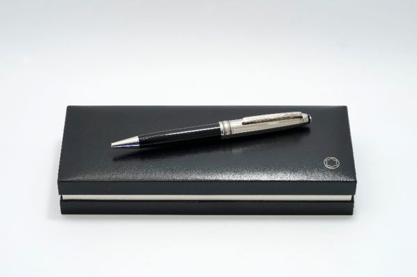 Montblanc_Meisterstuck_Solitaire_Doue_Black_8.jpg