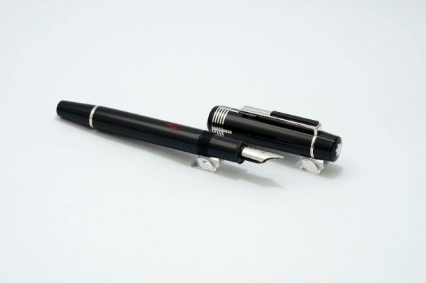Montblanc_Sir_Georg_Solti_Special_Edition_5.jpg