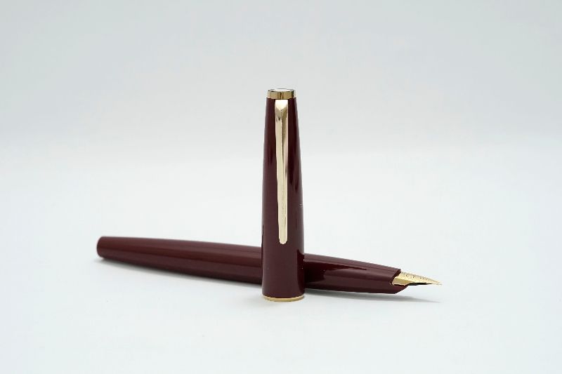 Montblanc_Vintage_320_Bordeaux_2.jpg