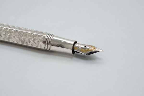 Montegrappa-Reminiscence-Small-Size-Sterling-Silver-5.jpg