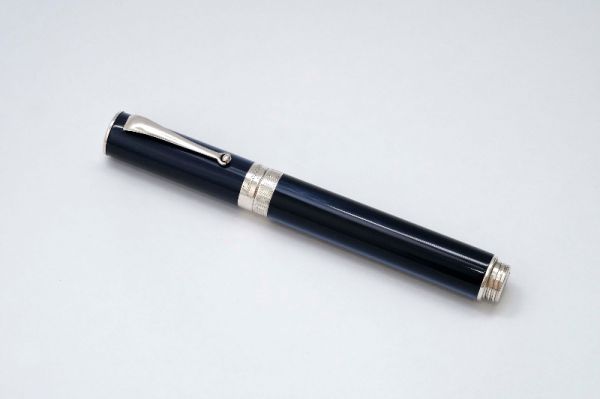 Montegrappa_Espressione_Blue_Pearl_12.jpg