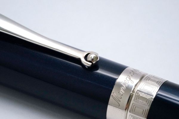 Montegrappa_Espressione_Blue_Pearl_4.jpg