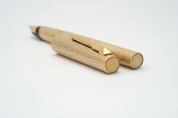 Parker-105-Rolled-Gold-Bark-Pattern-6.jpg
