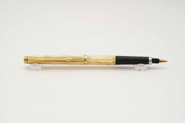 Parker-180-Gold-Plated-Milleraies-8.jpg