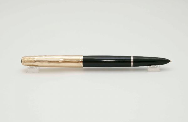 Parker-51-Aerometric-12K-Rolled-Gold-Cap-Dark-Brown-8.jpg
