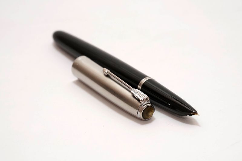 Parker-51-Aerometric-Black-Stainless-Steel-Cap-3.jpg