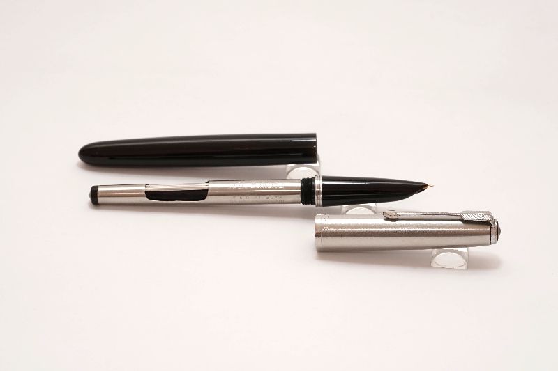 Parker-51-Aerometric-Black-Stainless-Steel-Cap-7.jpg