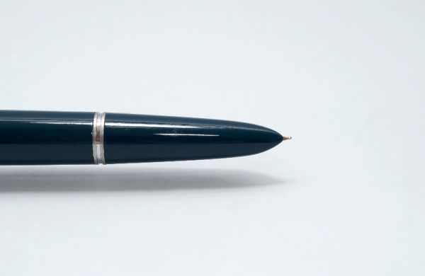 Parker-51-Aerometric-Frosted-Chrome-Gorgeous-Dark-Blue-5.jpg