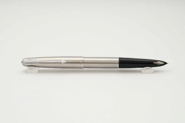 Parker-61-Jet-Flighter-Stainless-Steel-8.jpg