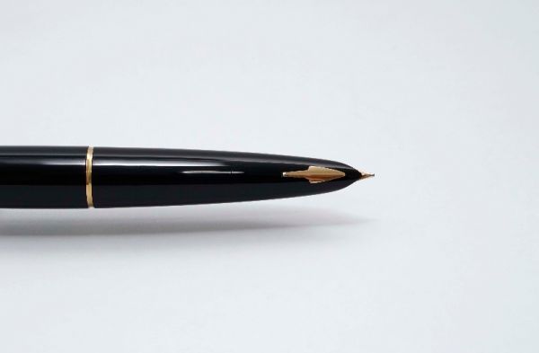 Parker-61-Mark-II-Black-Gold-Filled-Cap-5.jpg