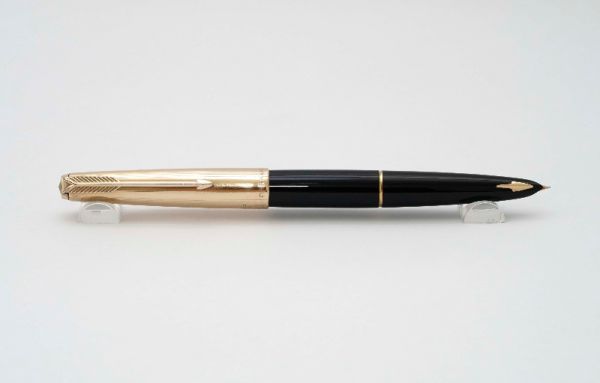 Parker-61-Mark-II-Black-Gold-Filled-Cap-8.jpg