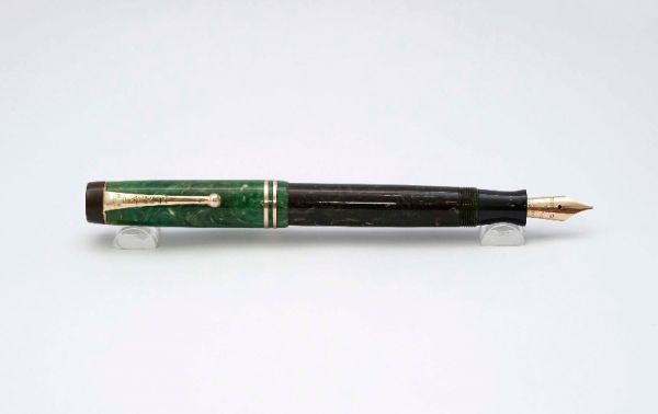 Parker-Duofold-Lucky-Curve-Junior-Dark-Green-Jade-8.jpg