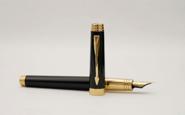 Parker-Premier-09-Black-Lacquer-4.jpg