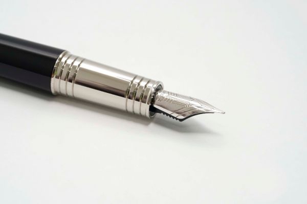 Parker-Premier-09-Black-Platinum-5.jpg