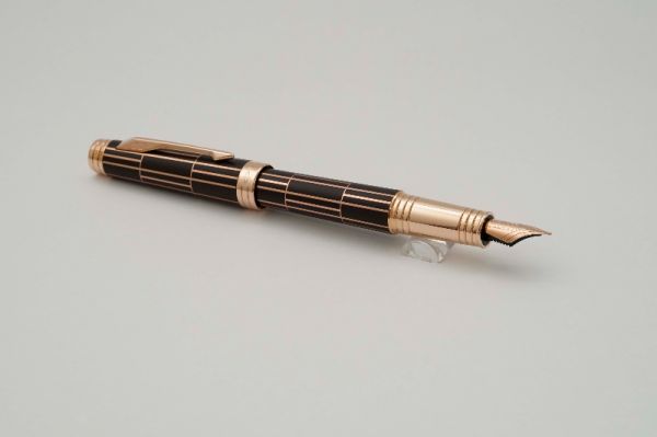 Parker-Premier-Luxury-Matte-Brown-Pink-Gold-8.jpg