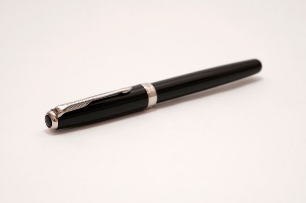 Parker-Sonnet-07-Black-8.jpg