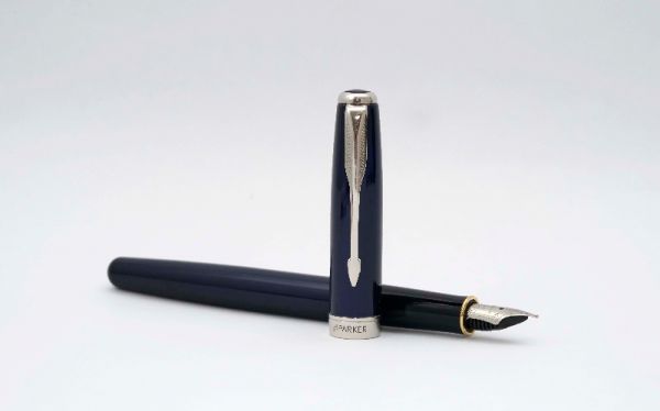 Parker-Sonnet-Blue-Lacquer-3.jpg