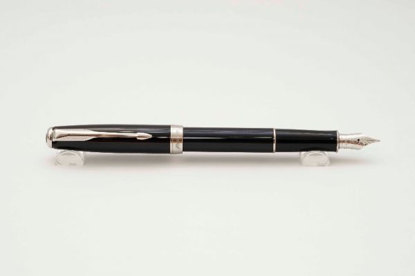 Parker-Sonnet-Lacquer-Black-8.jpg