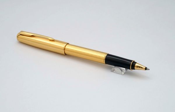 Parker-Sonnet-Premier-Gold-Cascade-6.jpg