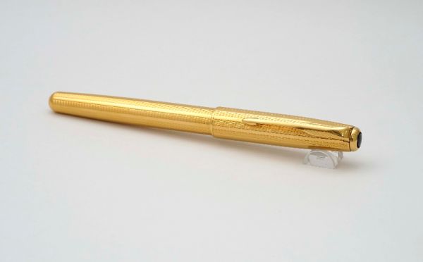 Parker-Sonnet-Premier-Gold-Cascade-7.jpg