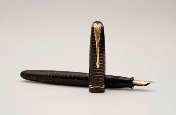 Parker-Vacumatic-Golden-Pearl-Celluloid-2.jpg