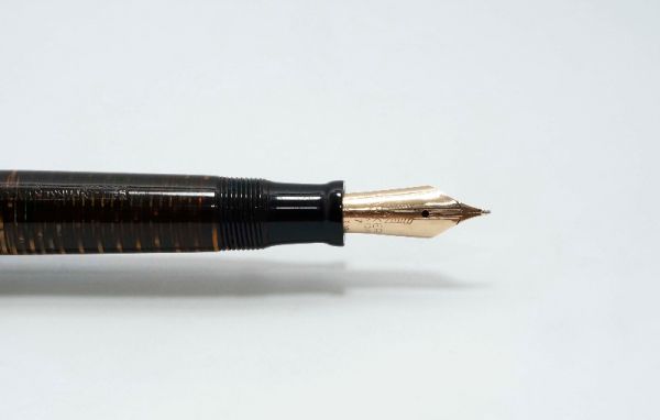 Parker-Vacumatic-Major-Golden-Pearl-5.jpg