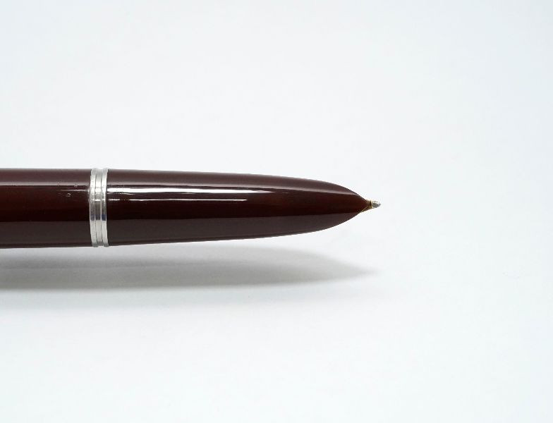 Parker_51_Vacumatic_Burgundy_Lustraloy_Cap_c.jpg