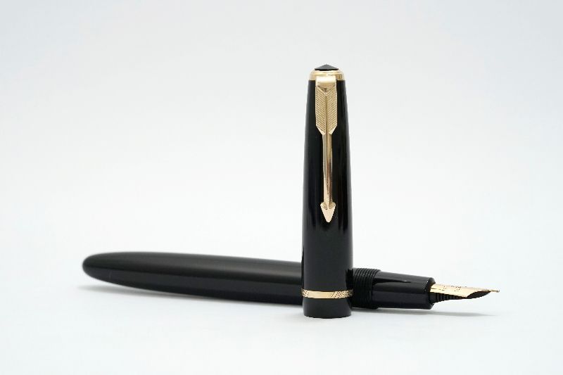 Parker_Duofold_Slimfold_in_Black_2.jpg