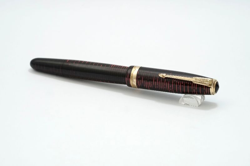 Parker_Vacumatic_Major_Laminated_Burgundy_Pearl_8.jpg