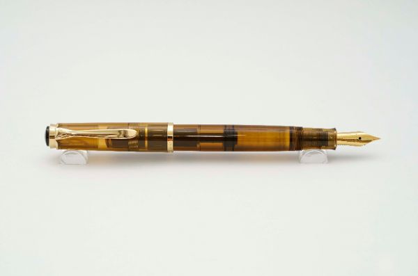 Pelikan-M200-Cognac-Demonstrator-8.jpg
