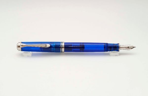 Pelikan-Souveran-M605-Marine-Blue-10.jpg