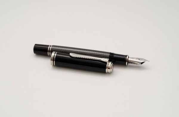 Pelikan-Souveran-M805-Stresemann-Anthracite-4.jpg