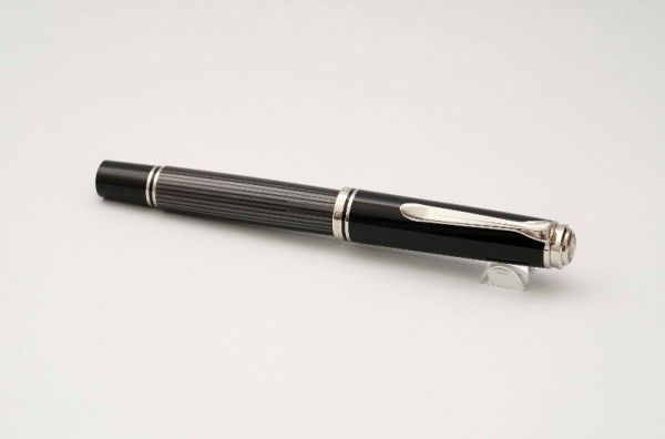 Pelikan-Souveran-M805-Stresemann-Anthracite-9.jpg
