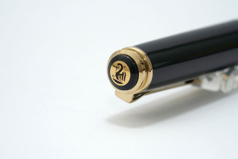 Pelikan_Wall_Street_Limited_Edition_7.jpg