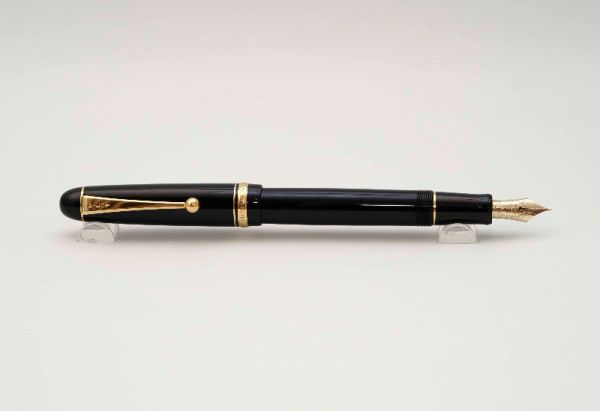 Pilot-Custom-74-Black-6.jpg