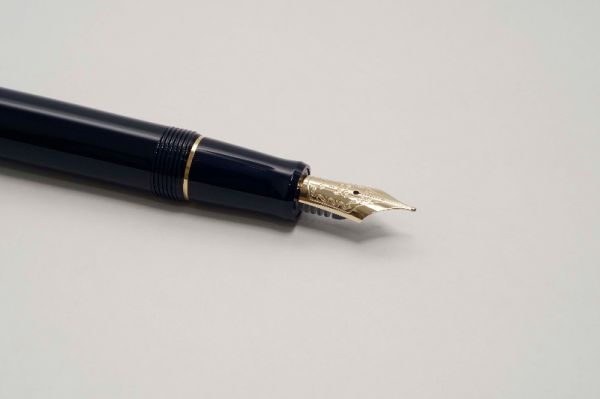 Pilot-Custom-74-Dark-Blue-7.jpg