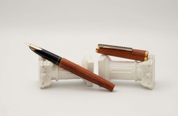 Pilot-Custom-Kaede-Maple-Wood-2.jpg