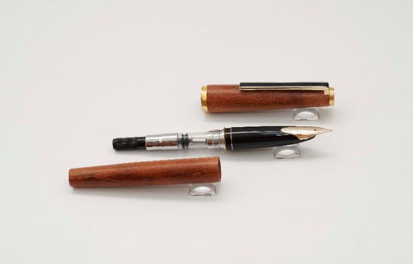 Pilot-Custom-Kaede-Maple-Wood-6.jpg
