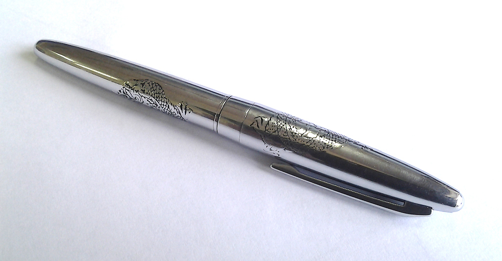Pilot Custom Silver Dragon Fountain pen (4).jpg