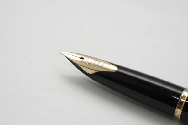 Pilot-Elite-Custom-Black-6.jpg