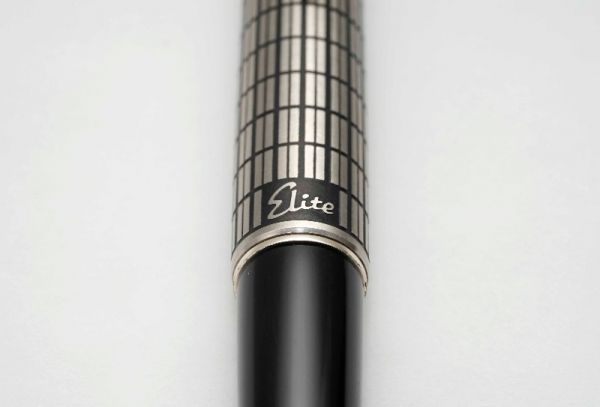 Pilot-Elite-Pocket-Crosshatch-4.jpg